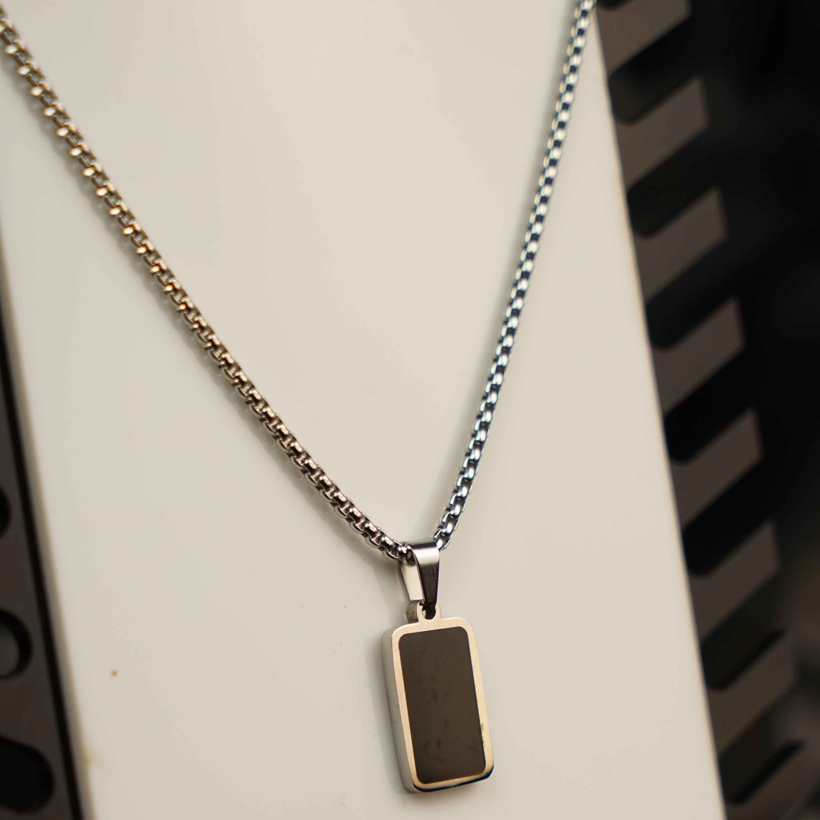 Men Silver Rectangular Necklace