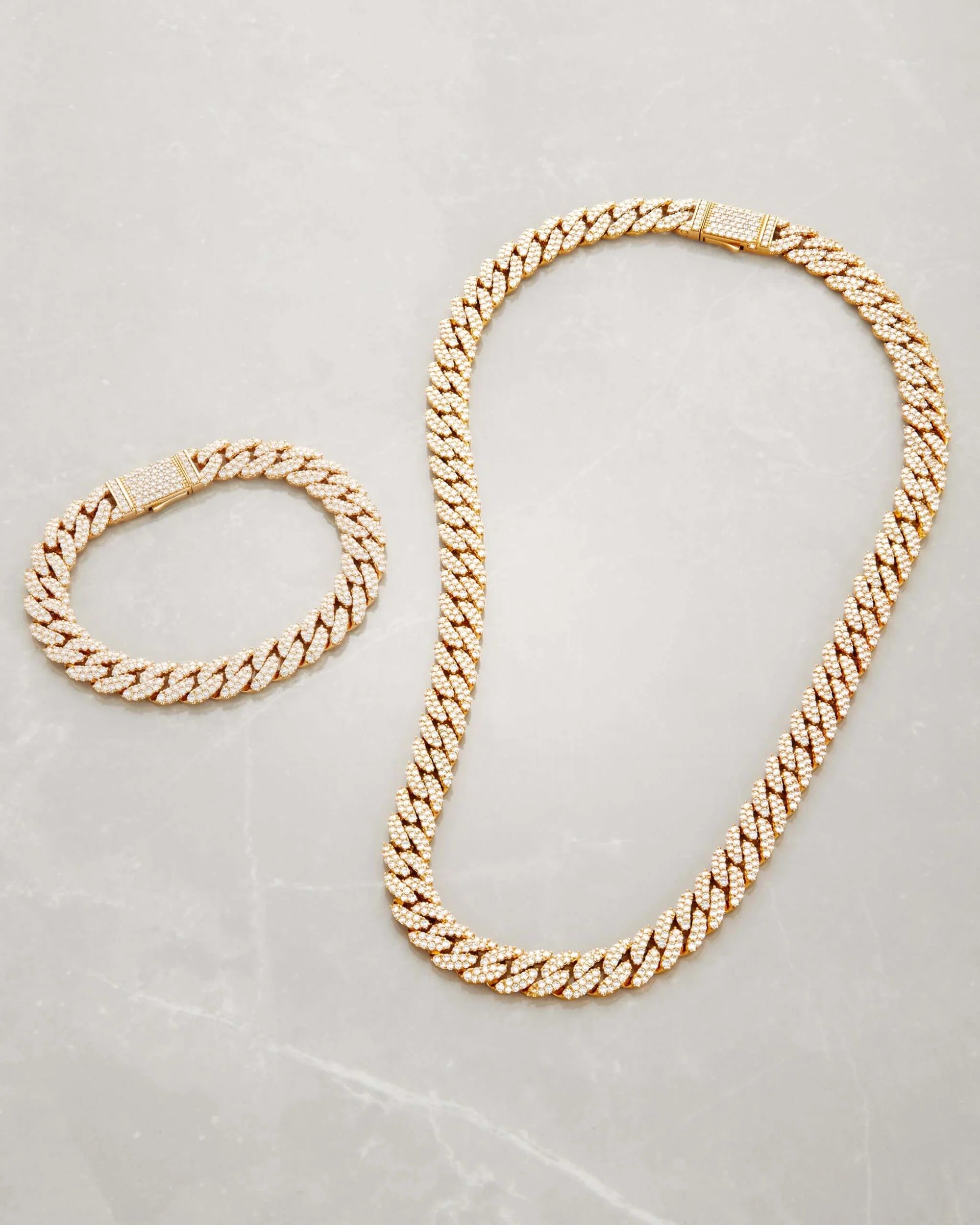 Iced Out Cuban Gold Set - 10mm